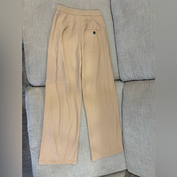 Bershka tailored women’s flowy pant, size US 4 - Picture 4 of 5